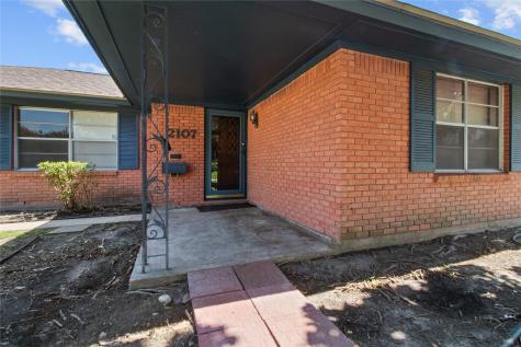 2107 San Jacinto Drive Pasadena TX 77502