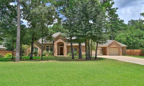 17572 Country Meadow Magnolia TX 77355