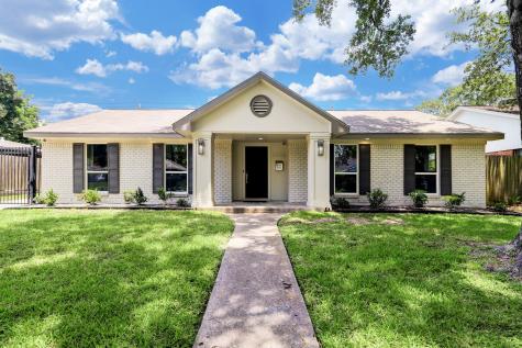 5446 Ariel Street Houston TX 77096
