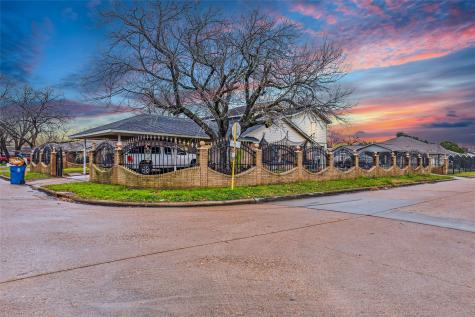 4202 Connorvale Road Houston TX 77039