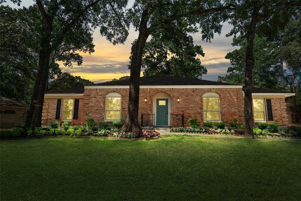 3 Brookwood Circle Conroe TX 77304