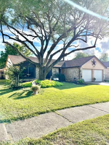 4110 Arapajo Street Baytown TX 77521