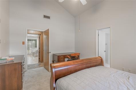1433 Green Briar Drive Huntsville TX 77340