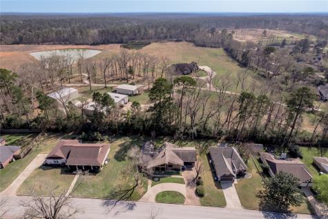 1433 Green Briar Drive Huntsville TX 77340