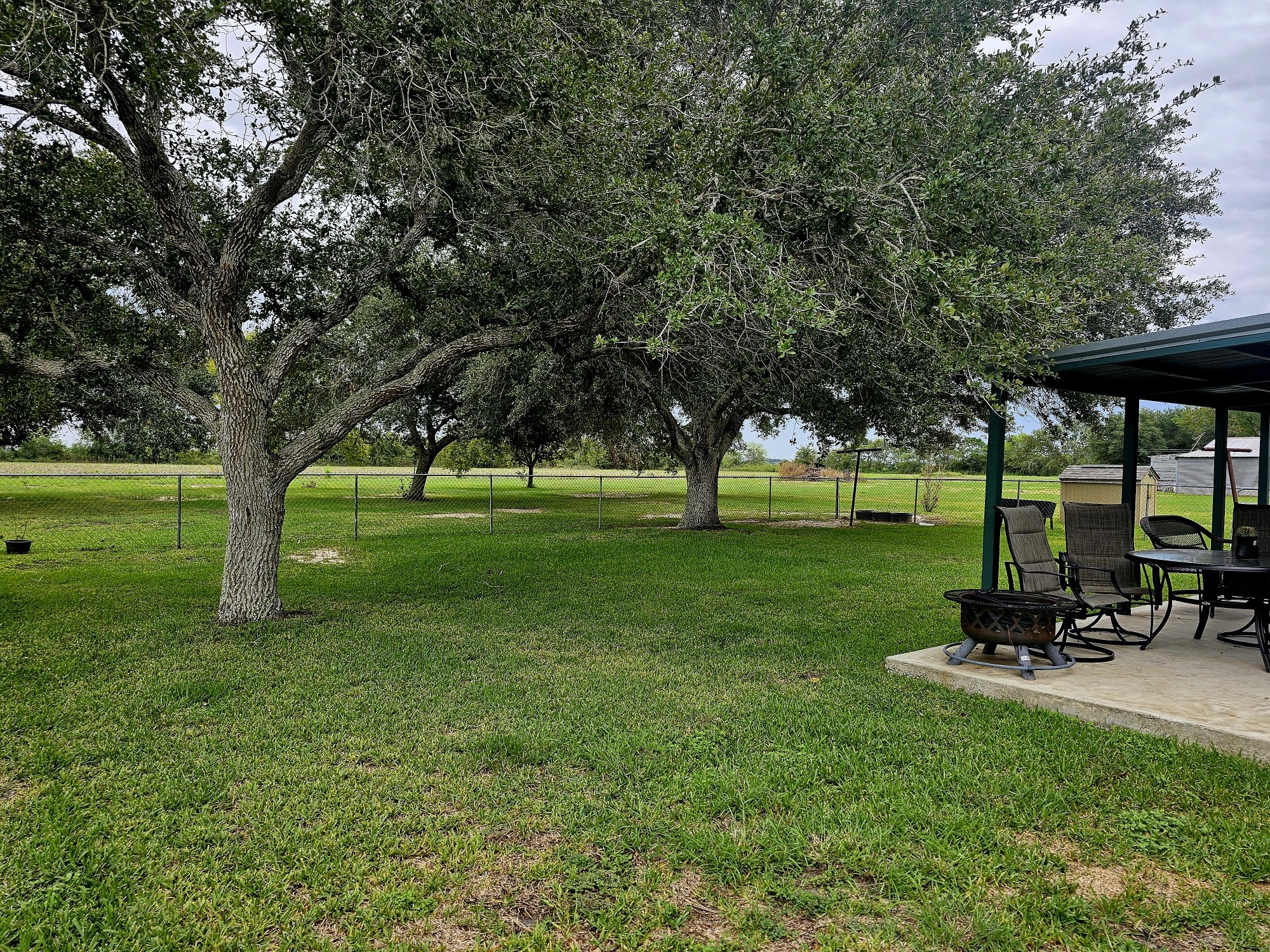 1293 County Road 313 Louise TX 77455