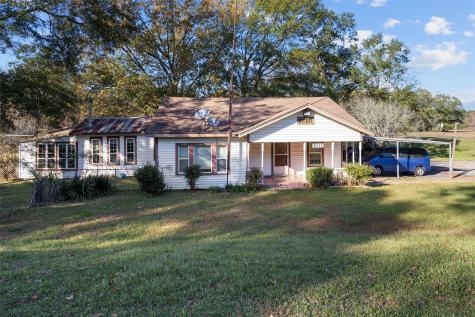 9171 Us Highway 84 E Garrison TX 75946