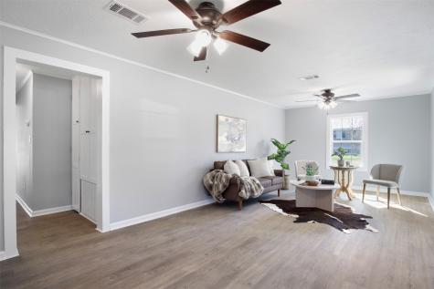 407 N Amthor Street Bellville TX 77418