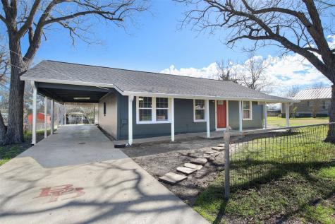 407 N Amthor Street Bellville TX 77418