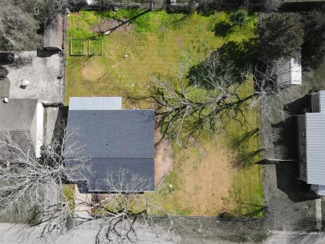 407 N Amthor Street Bellville TX 77418