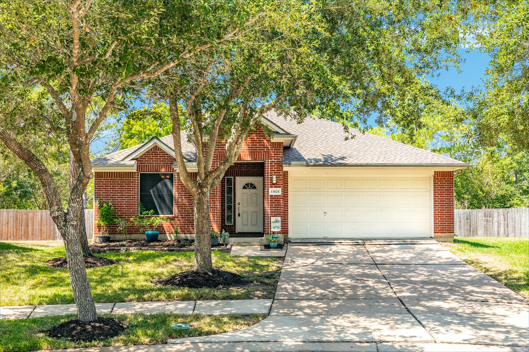 13825 Montclair Hill Court Rosharon TX 77583