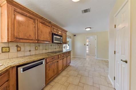 14918 Shady Bend Drive Houston TX 77070