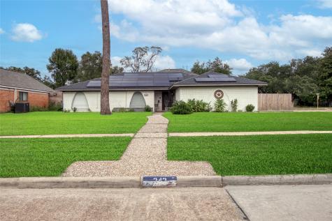242 Ballantrae Lane Houston TX 77015
