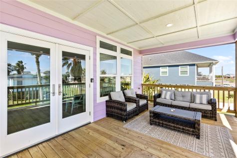 4028 Surf Drive Galveston TX 77554