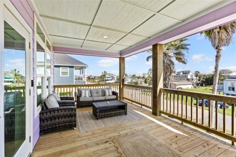 4028 Surf Drive Galveston TX 77554