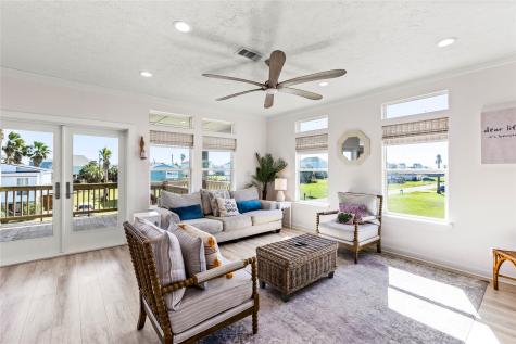 4028 Surf Drive Galveston TX 77554
