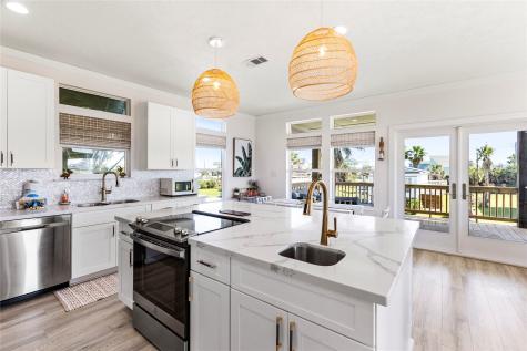 4028 Surf Drive Galveston TX 77554