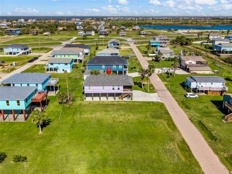 4028 Surf Drive Galveston TX 77554
