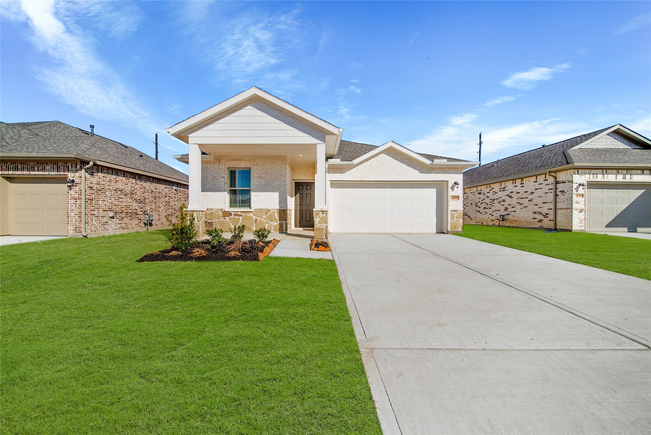 4535 Bay Vista Drive Baytown TX 77523