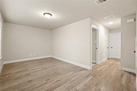 3022 Tres Olivos Drive Houston TX 77047