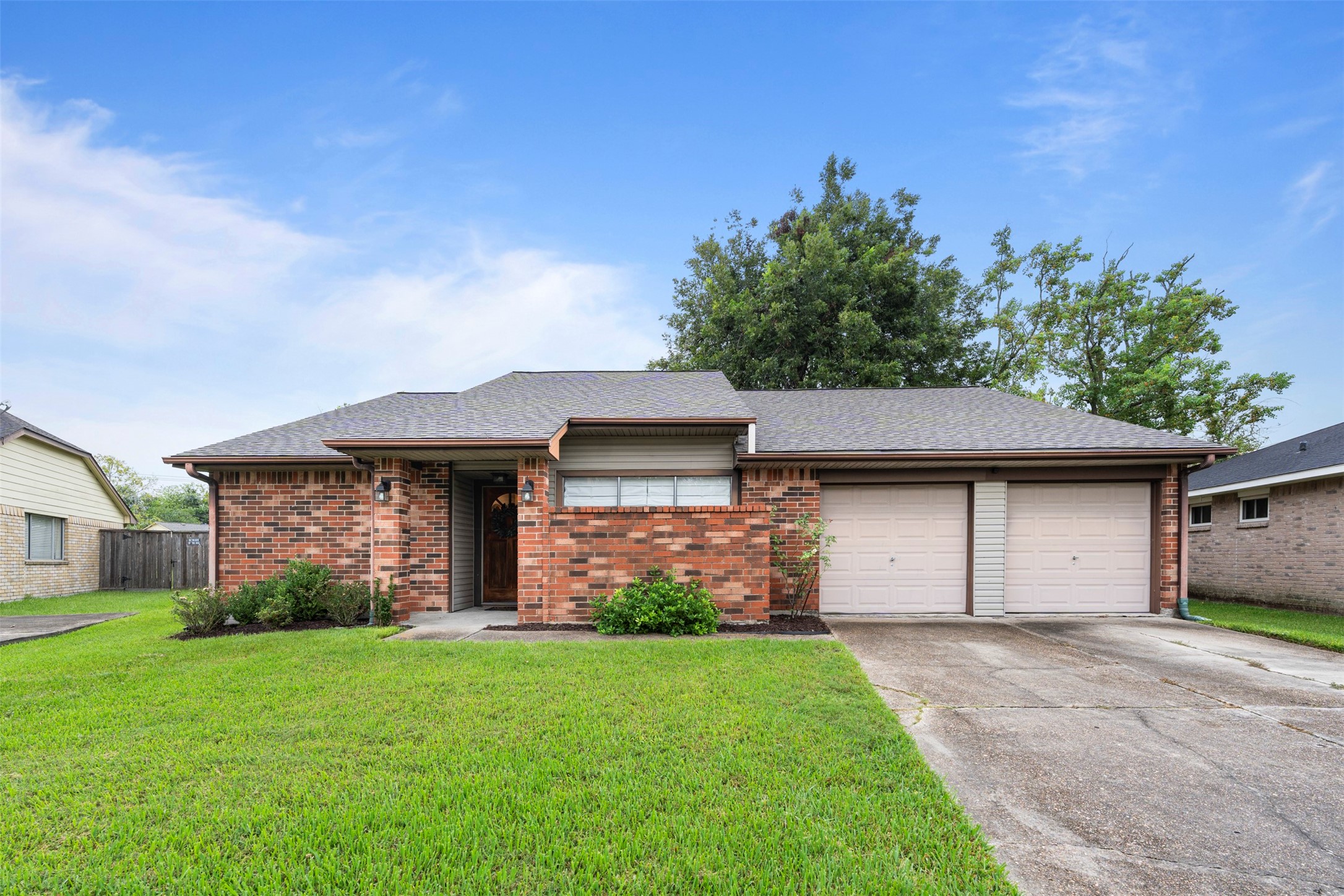 2303 Pilgrims Bend Drive Friendswood TX 77546