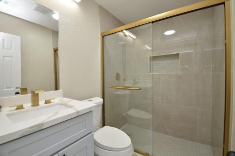 6801 Kassarine Pass Houston TX 77033