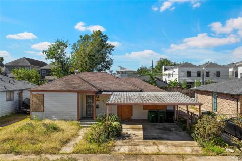 919 Lawrence Street Houston TX 77008