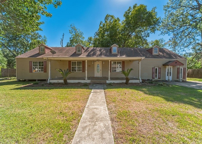 4120 Ashland Drive Port Arthur TX 77642
