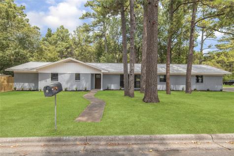 902 Alston Street Livingston TX 77351