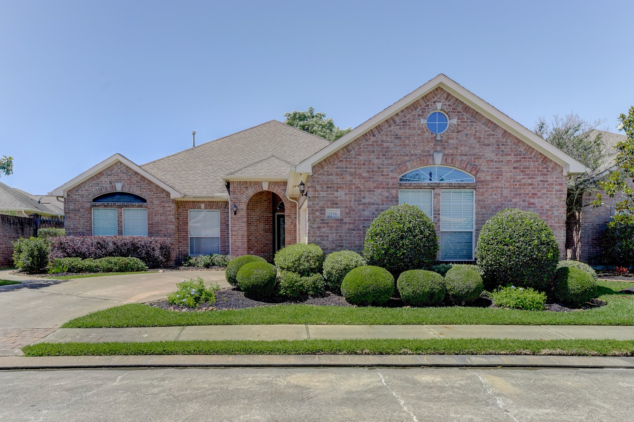 1536 Briar Bend Drive Friendswood TX 77546
