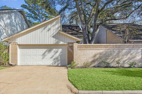 8042 Oakwood Forest Drive Houston TX 77040