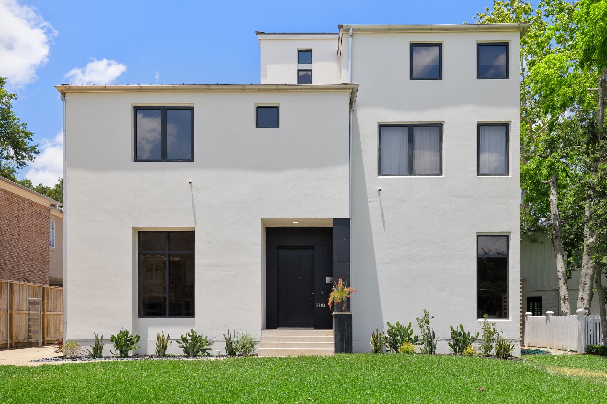 3710 Georgetown Street Houston TX 77005