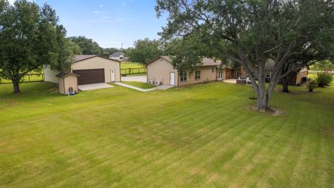 3911 N Elm Road Santa Fe TX 77517