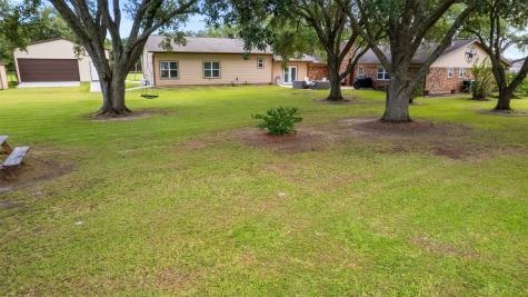 3911 N Elm Road Santa Fe TX 77517