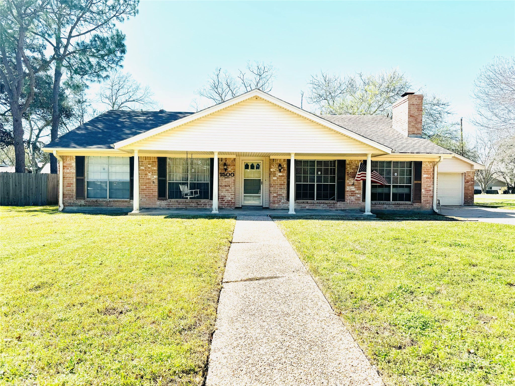1500 Queens Lane Alvin TX 77511