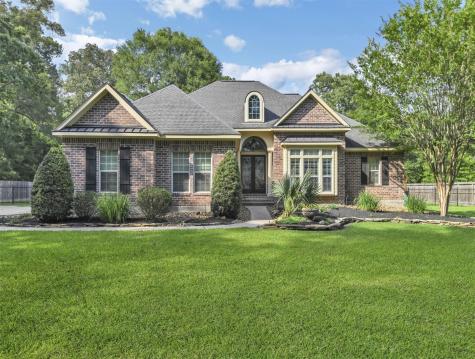 1011 Winchester Bend Huffman TX 77336