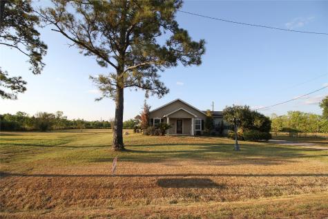 99 County Road 1821 Liberty TX 77575