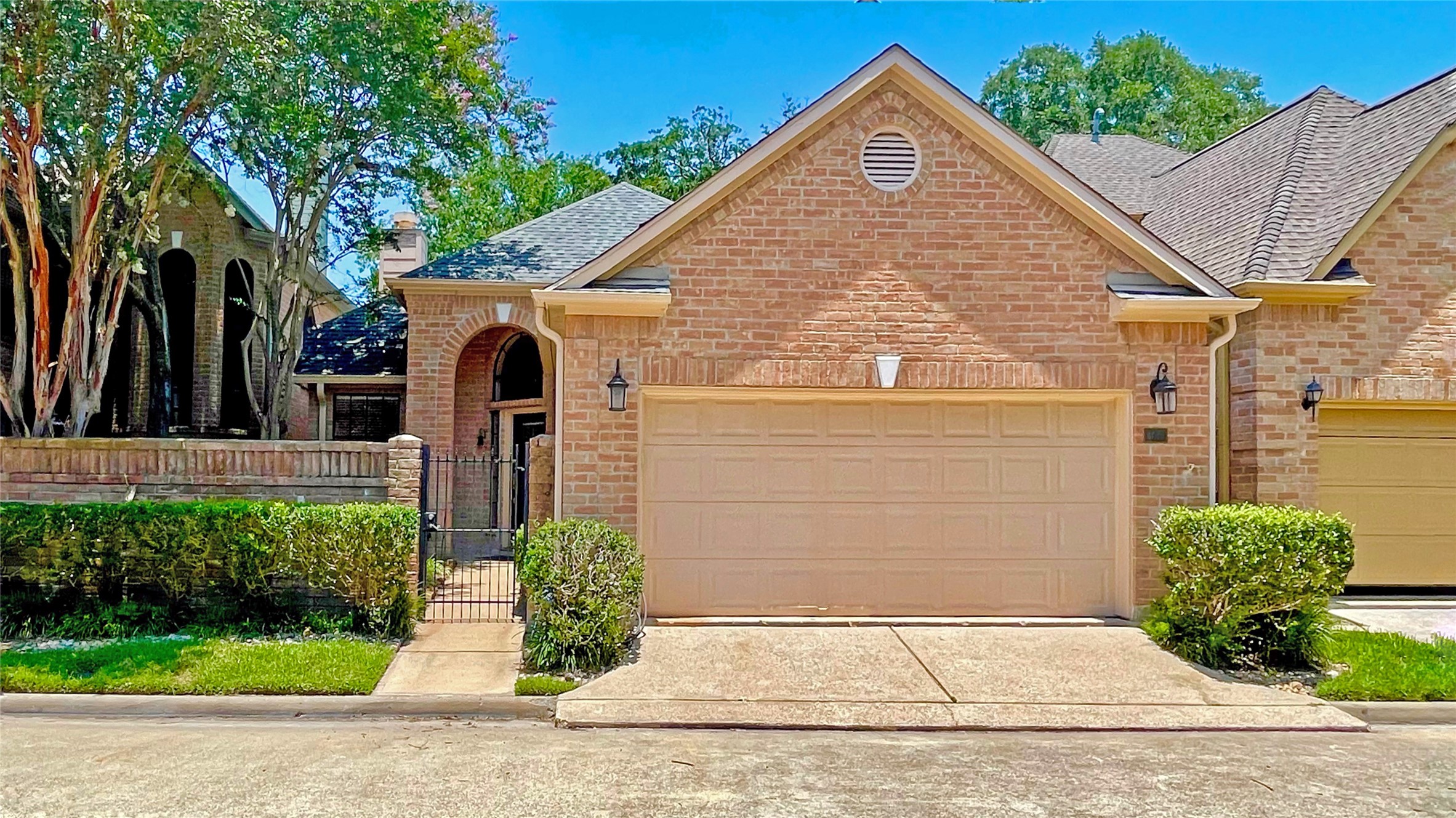 8014 Oakwood Hollow Street Houston TX 77040
