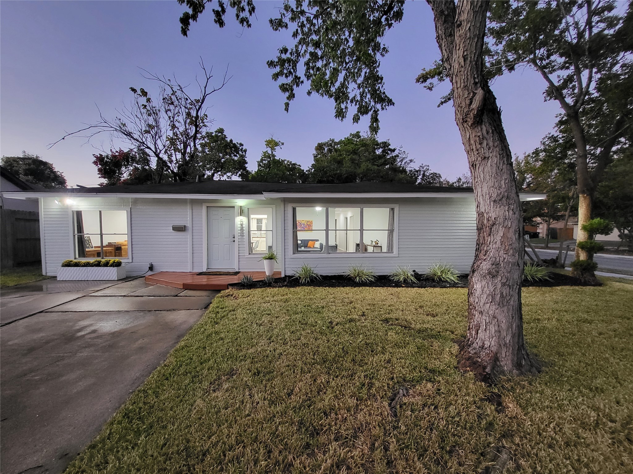 5500 Aspen Street Houston TX 77081