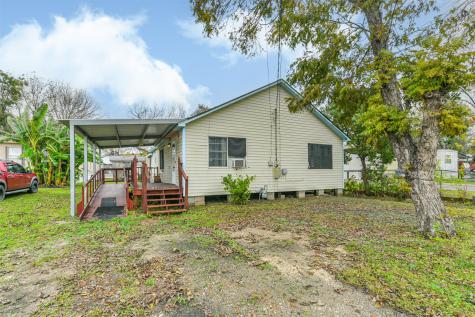 1009 Kansas Street South Houston TX 77587