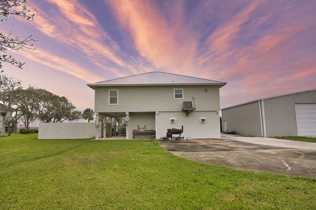 5256 County Road 469 Brazoria TX 77422