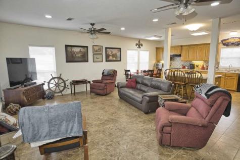5256 County Road 469 Brazoria TX 77422