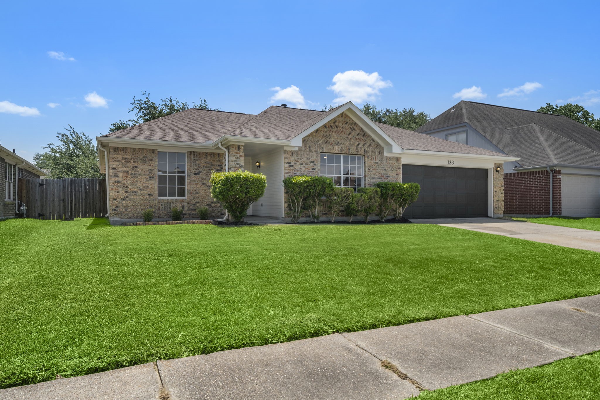 123 Wickhamford Way Houston TX 77015