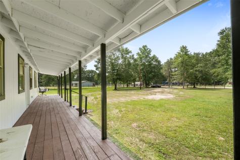 541 Trails End Drive Cleveland TX 77328