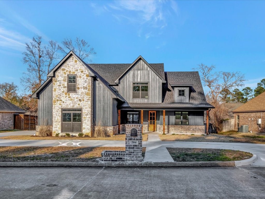 204 Mission Hills Drive Lufkin TX 75901