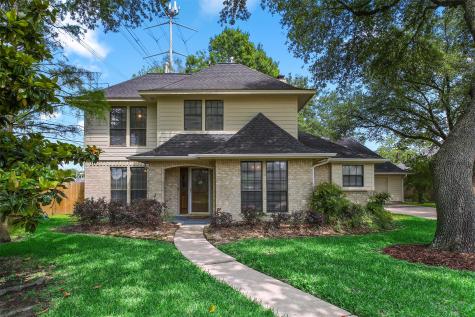 2201 Erin Glen Court Deer Park TX 77536