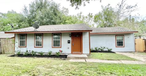 5922 Southtown Street Houston TX 77033