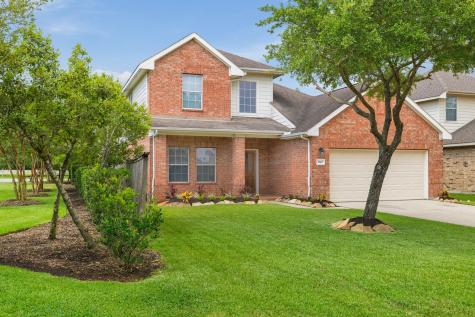 2142 Vermillion Oak Street Fresno TX 77545