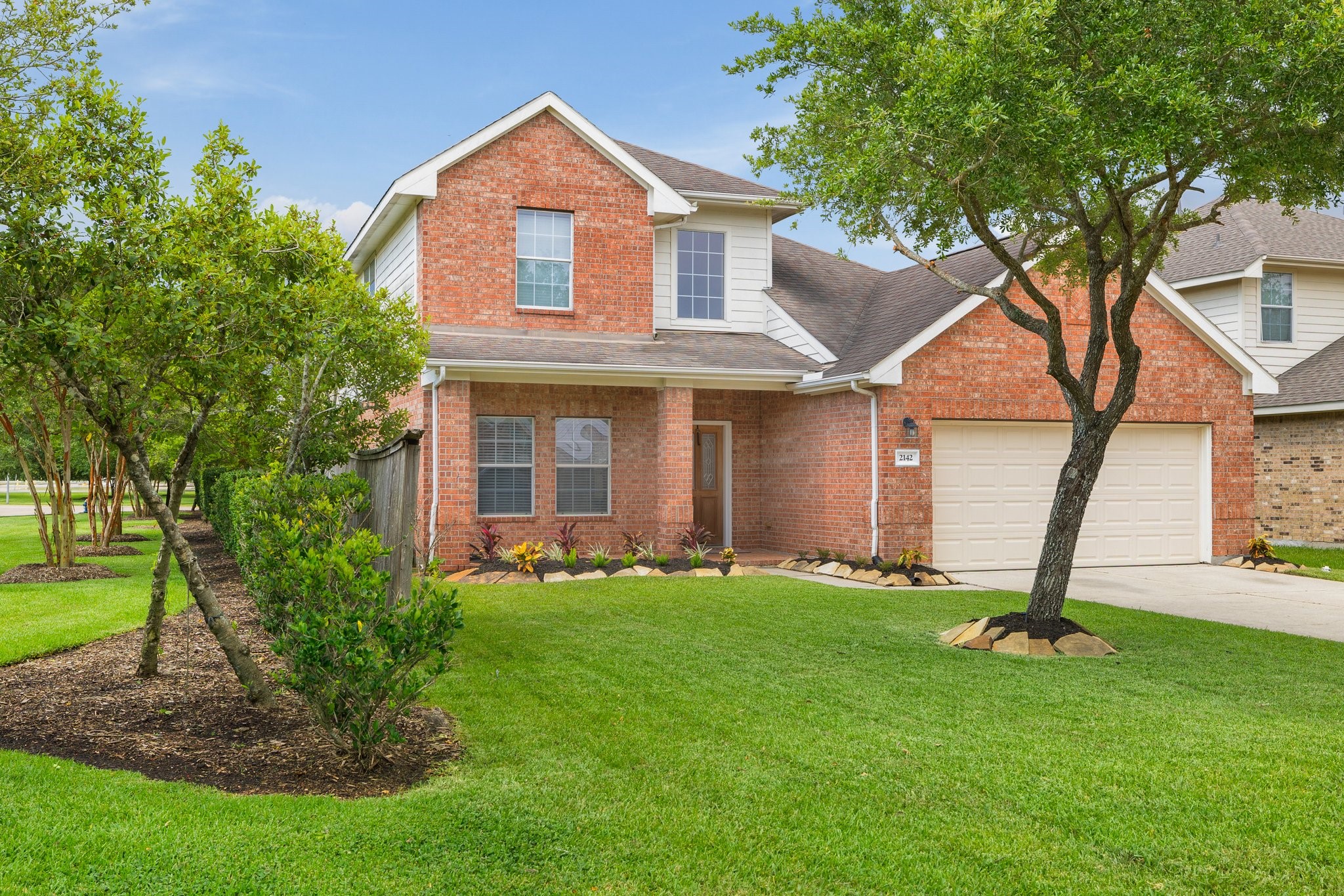 2142 Vermillion Oak Street Fresno TX 77545