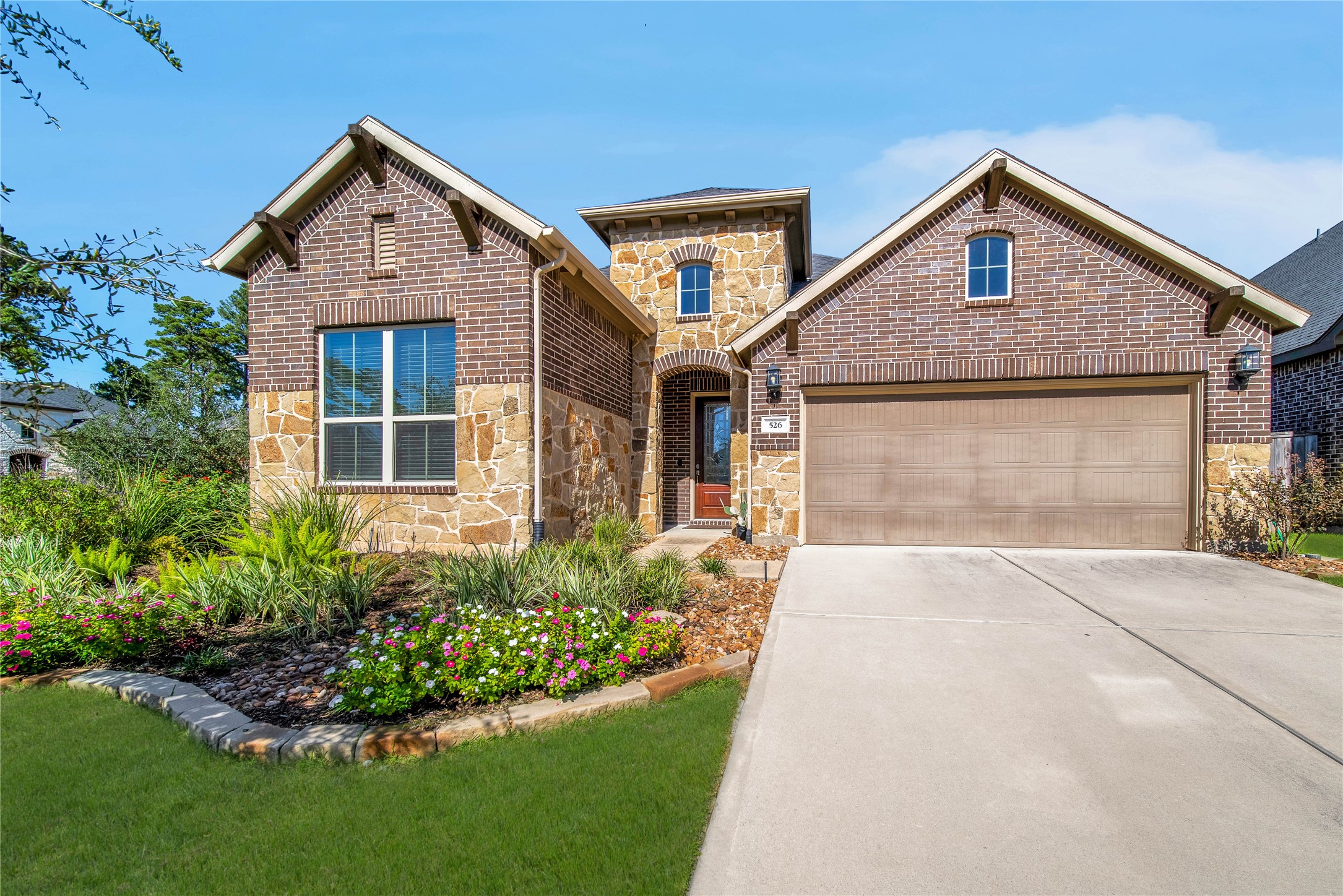526 Willow Canyon Lane Pinehurst TX 77362