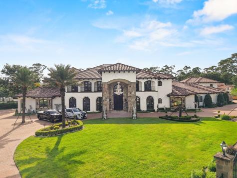 701 W Friar Tuck Lane Houston TX 77024